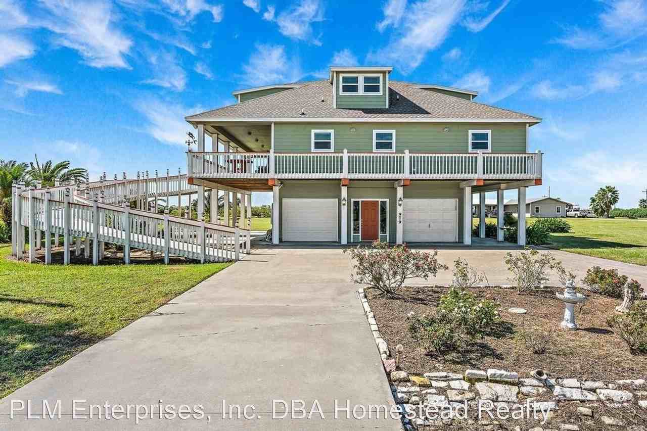 979 Rancho Caribe Dr - Photo 2 of 24