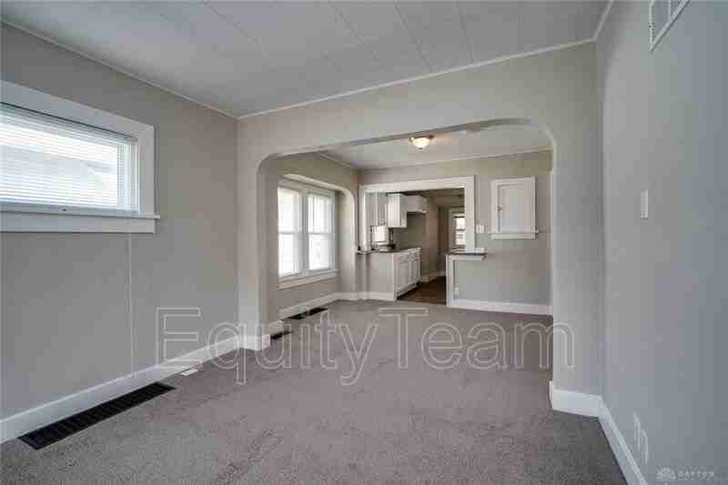 1415 Patterson Rd - Photo 3 of 12