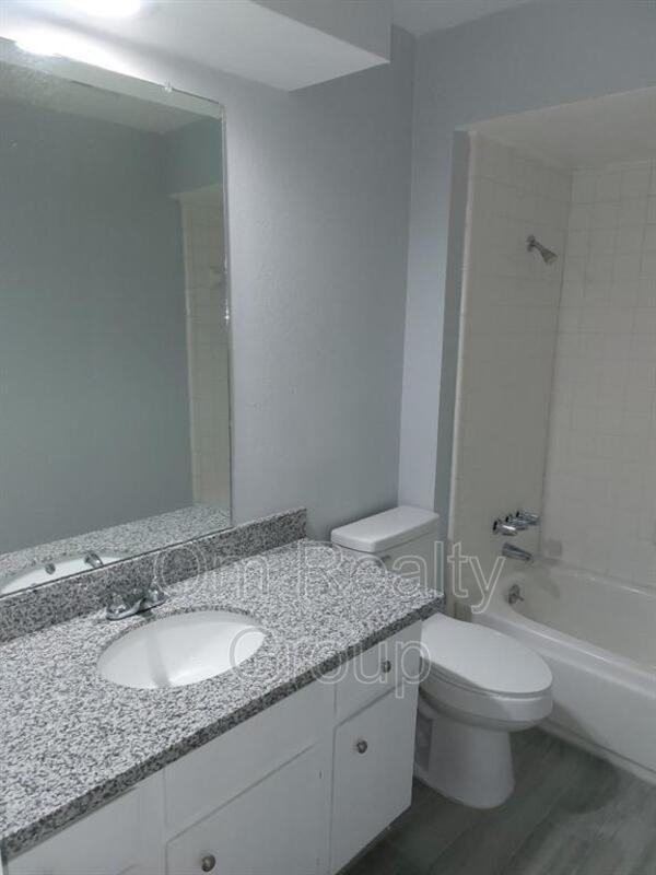 1846 Hollister St #6 - Photo 4 of 24