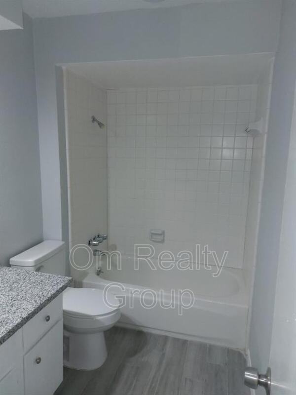 1846 Hollister St #6 - Photo 5 of 24