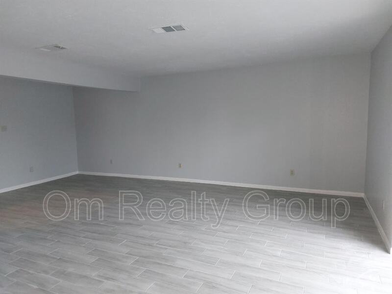 1846 Hollister St #6 - Photo 7 of 24