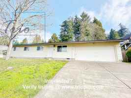 featured image of 3877 Potter St