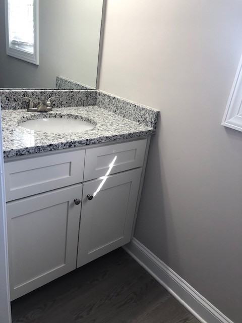 197-201 Young Ave Sw - Photo 2 of 10