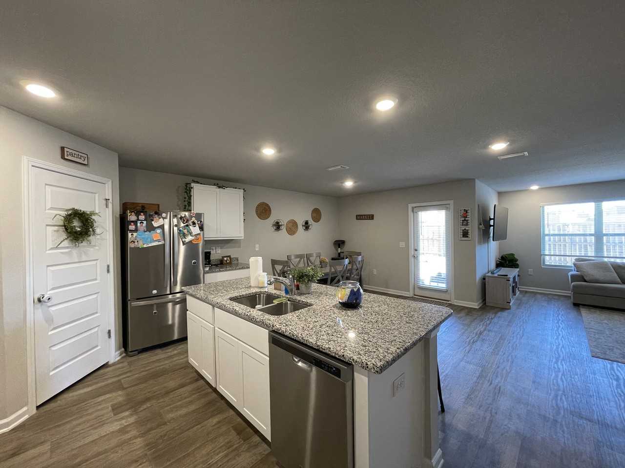 10465 Brodick Loop - Photo 3 of 14