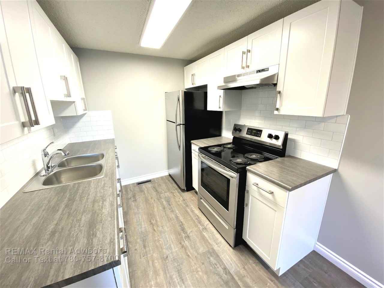 14493 55 St Nw - Photo 2 of 28