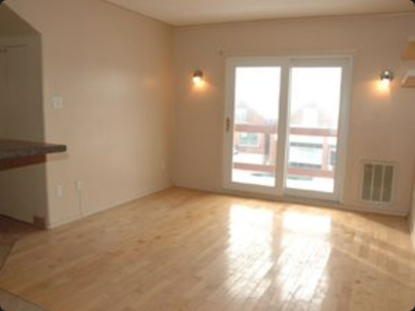 419 Concession St - Photo 2 of 6