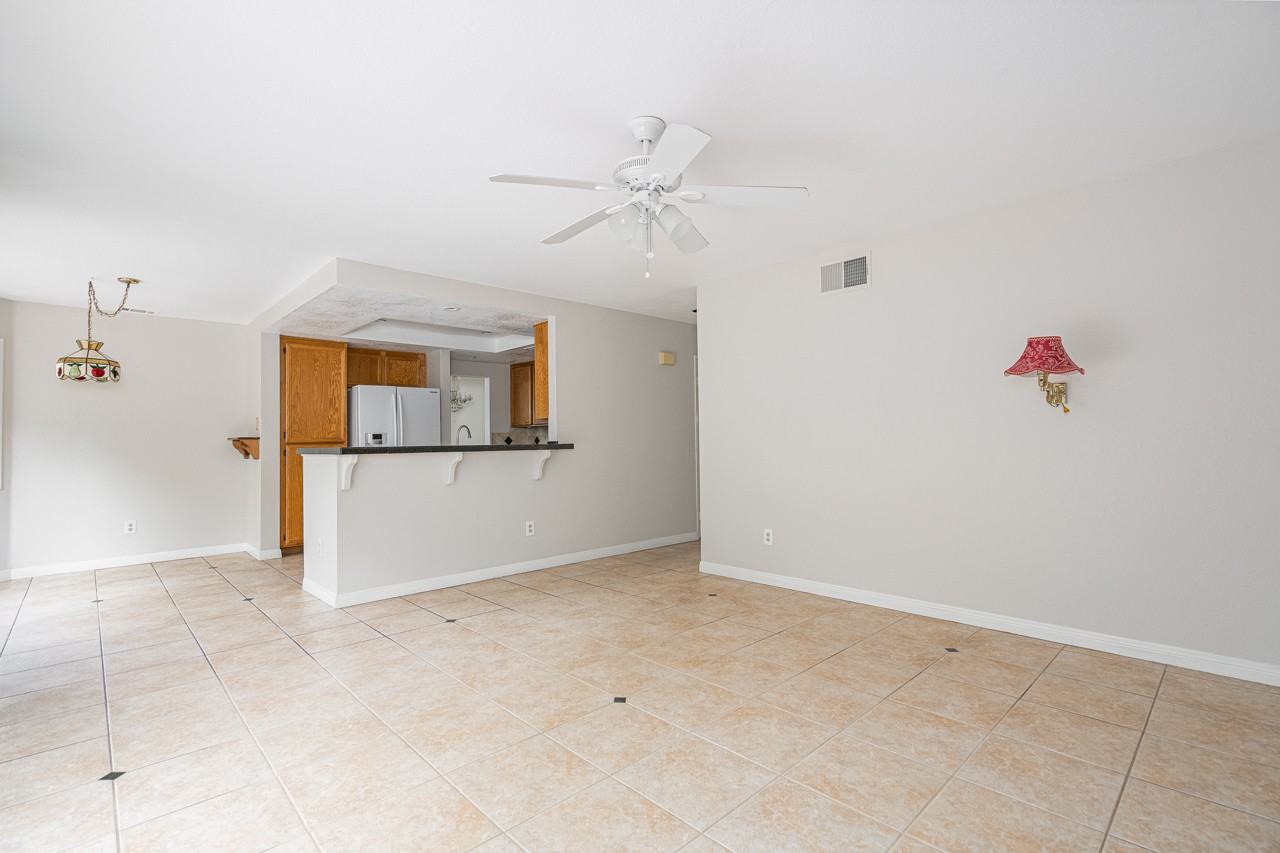 9244 Calle De Vista Oeste #1 - Photo 7 of 25