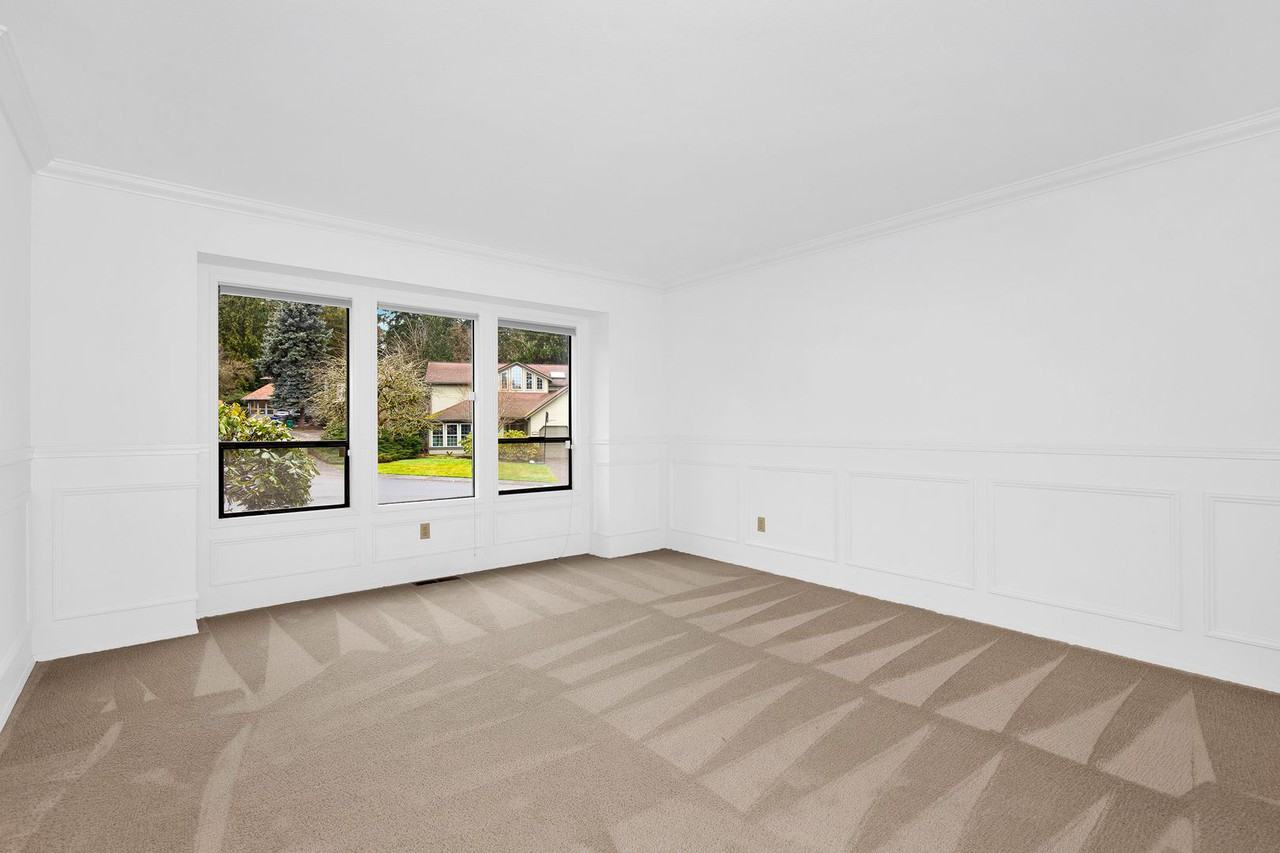 4314 170th Ct Ne - Photo 2 of 17