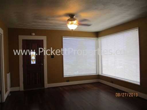 2004 E 15th St - Photo 3 of 10