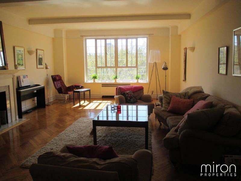 Central Park West #11B