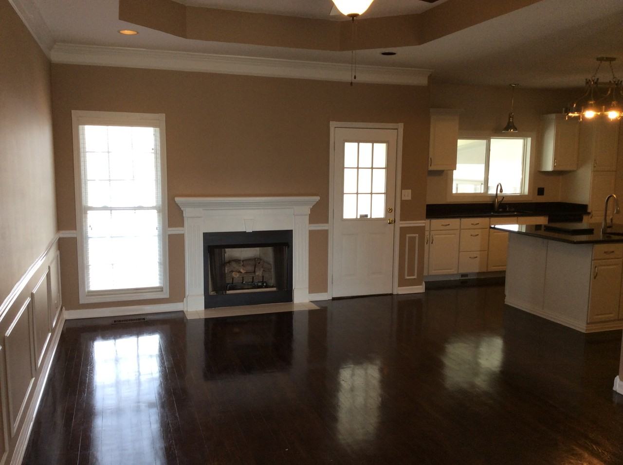 783 Parade Ct - Photo 2 of 17