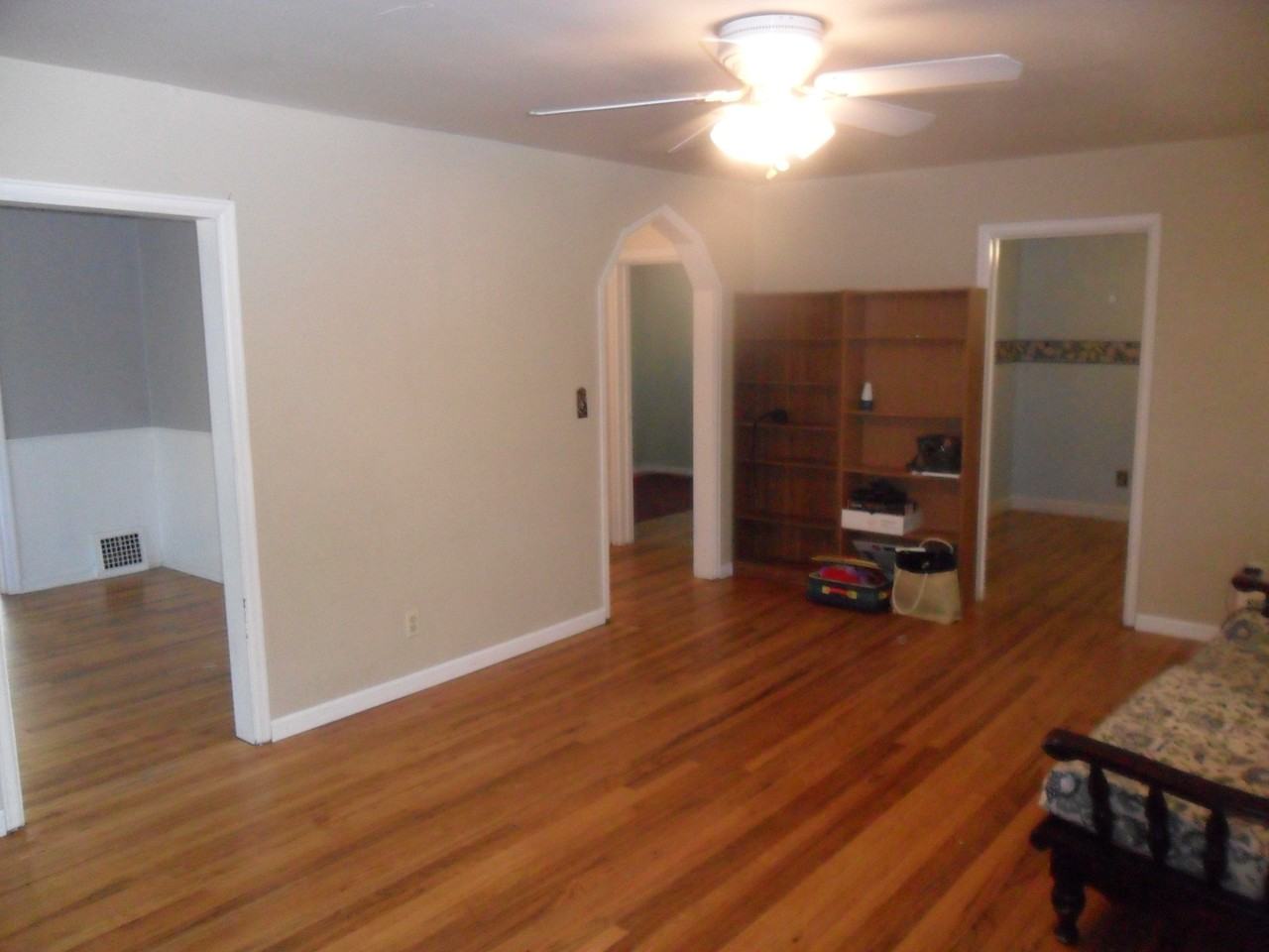 1123 W Mulberry St - Photo 2 of 27
