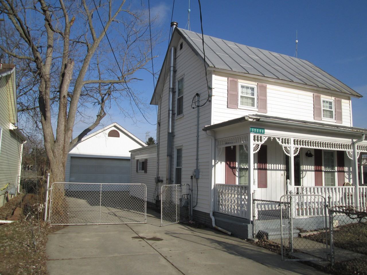 32308 Church St - Photo 2 of 28