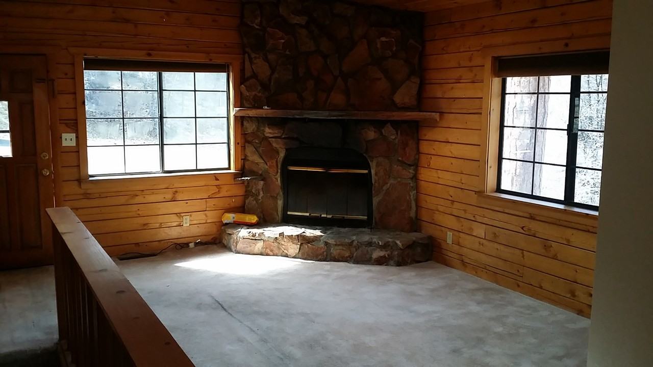 849 Highland Ln - Photo 2 of 11