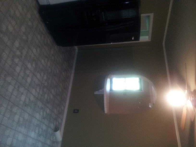 2845 E Admiral Pl - Photo 3 of 9