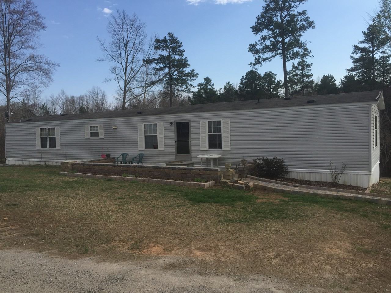 581 Hundred Acre Rd - Photo 2 of 11