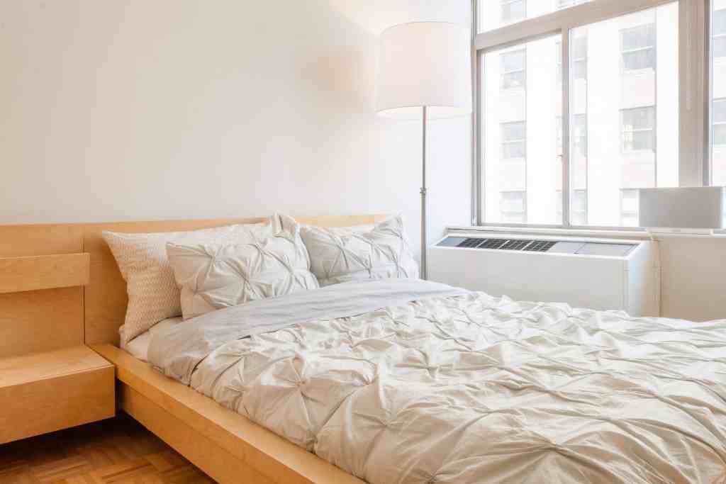 90 Washington St #PHH - Photo 2 of 10