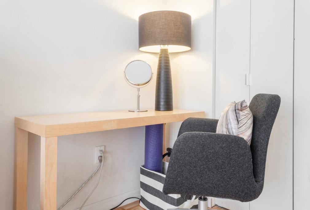 90 Washington St #PHH - Photo 3 of 10