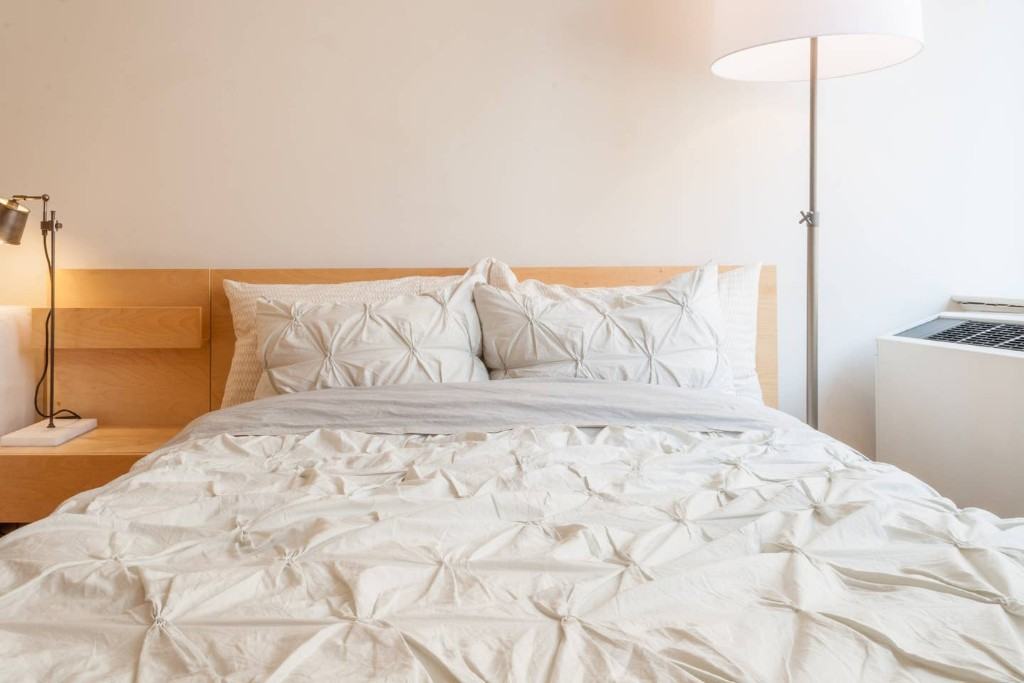 90 Washington St #PHH - Photo 4 of 10