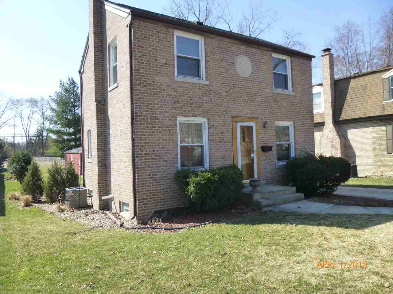 142 E Crescent Ave - Photo 2 of 15