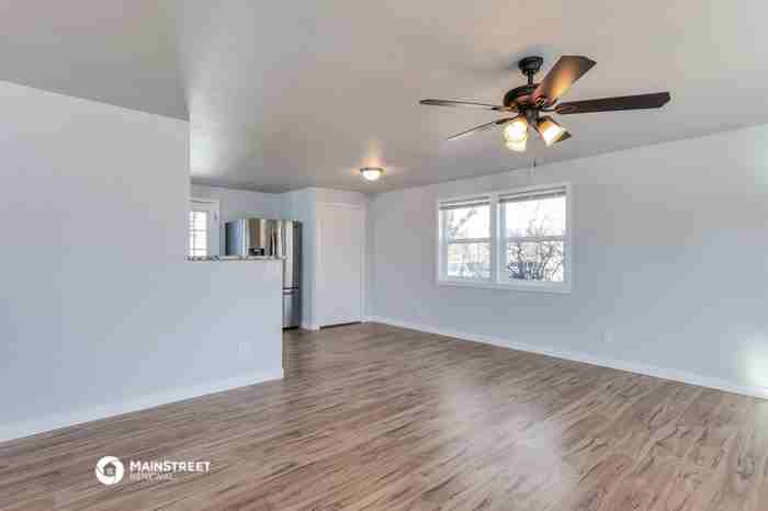 2608 Jay Pl - Photo 3 of 16
