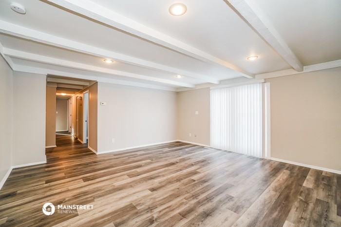 6558 Retton Rd - Photo 3 of 16