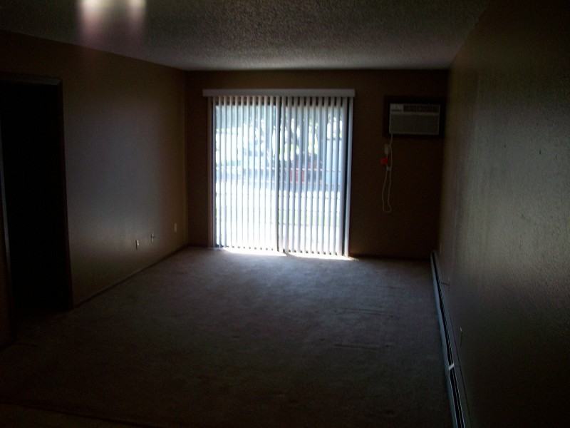 2208 E Divide Ave #1 - Photo 7 of 12