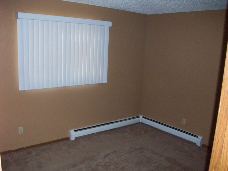 2208 E Divide Ave #1 - Photo 5 of 12