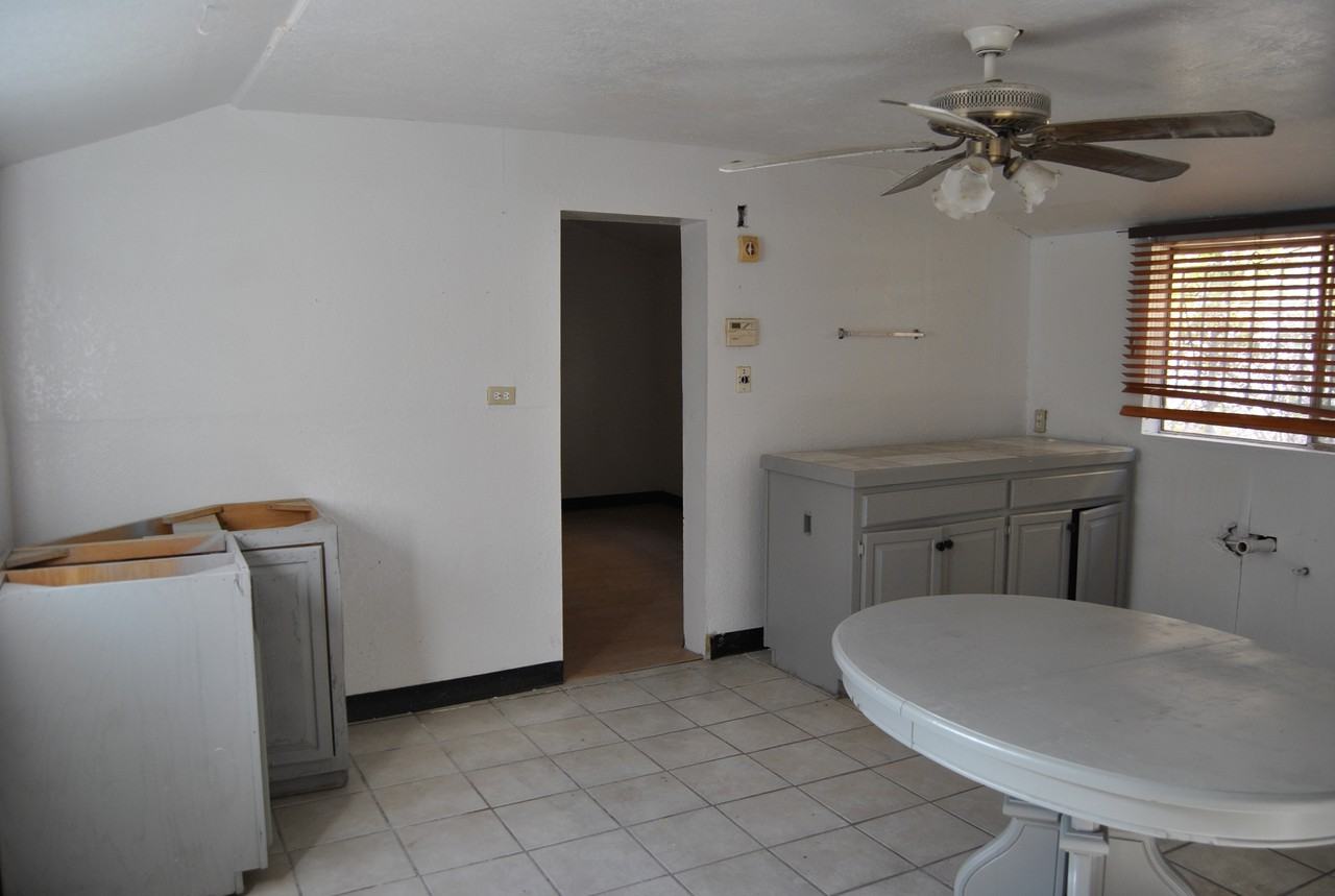 6389 Salas Ln #A - Photo 4 of 9