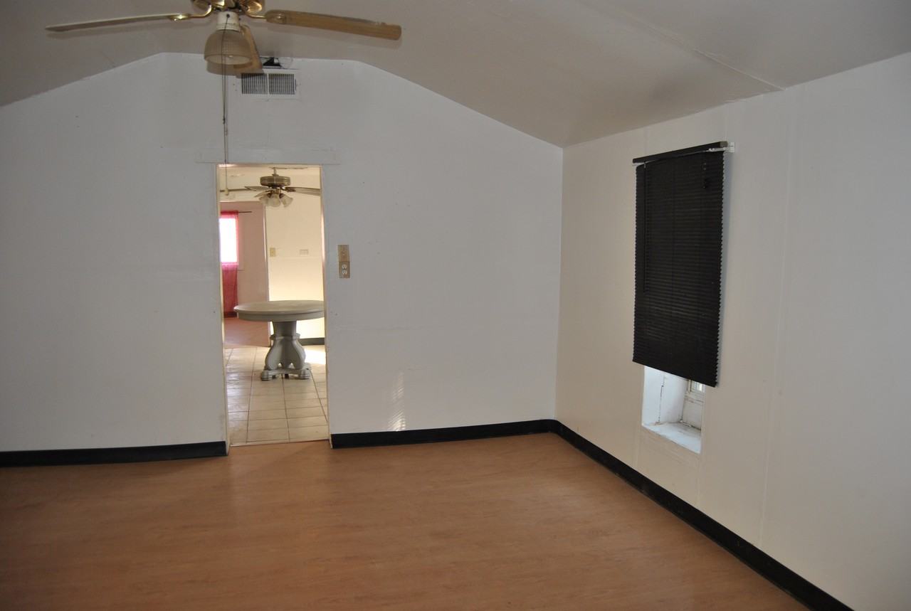 6389 Salas Ln #A - Photo 7 of 9