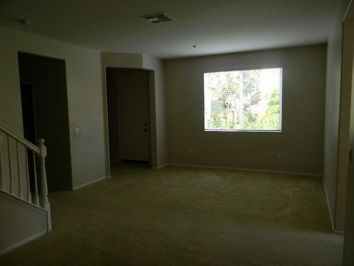27530 Hazelhurst St #3 - Photo 3 of 10
