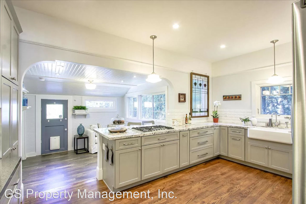 987 Schiele Ave - Photo 3 of 33