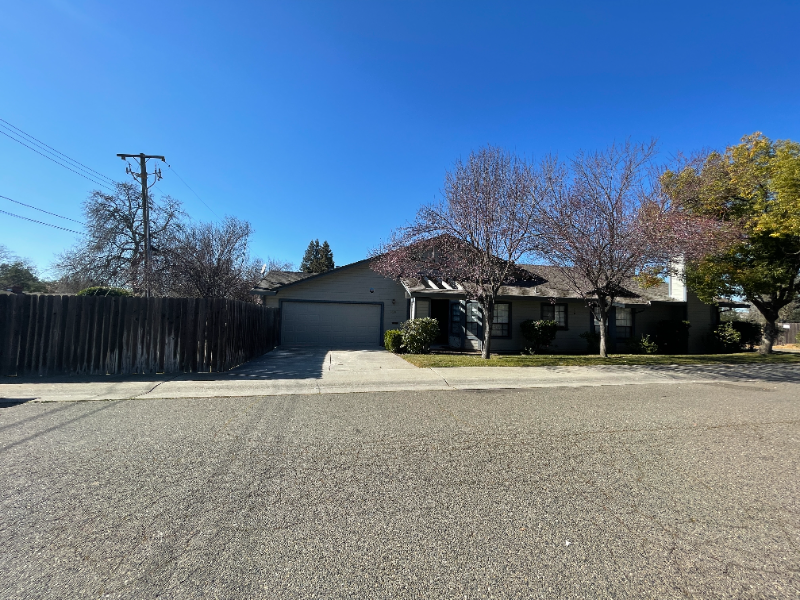 4059 Gray St - Photo 2 of 35