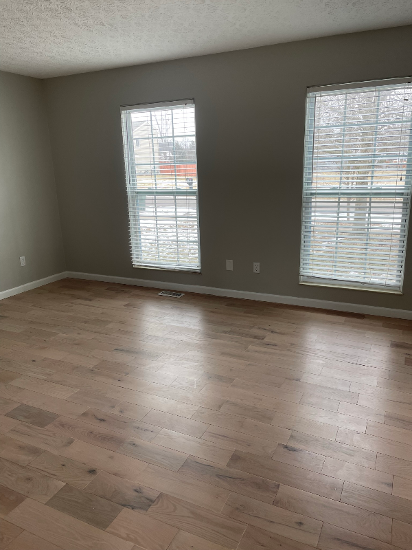 1229 Crossbrook Blvd - Photo 4 of 26