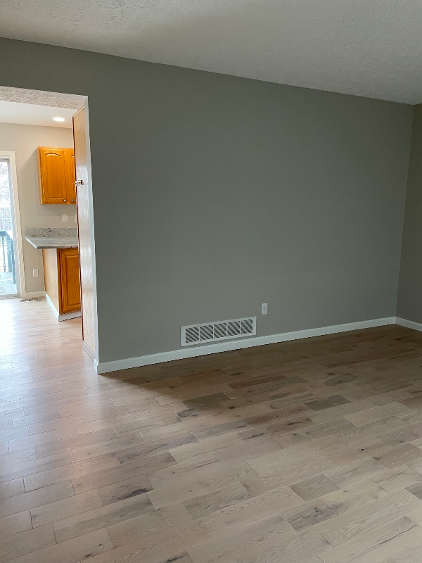 1229 Crossbrook Blvd - Photo 5 of 26