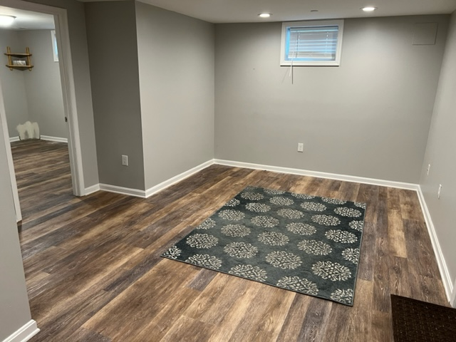 1621 Howard Ave - Photo 3 of 29