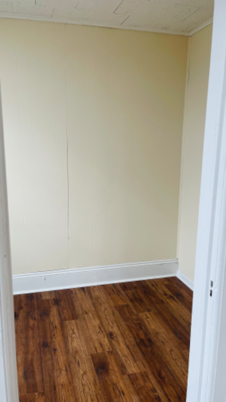 80 Main St #2E - Photo 2 of 11