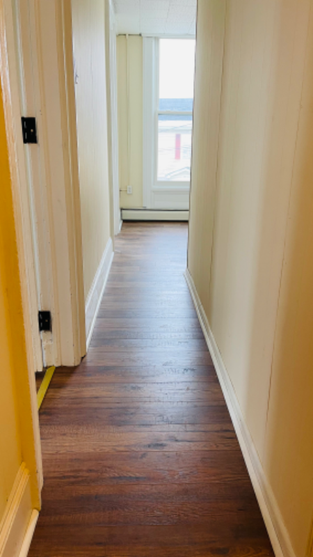 80 Main St #2E - Photo 3 of 11