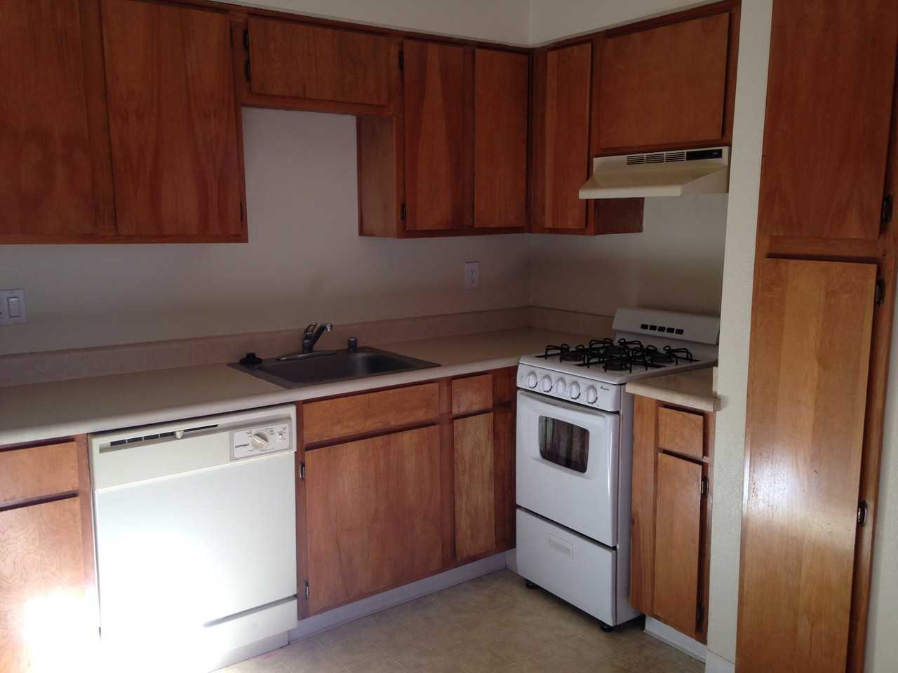 Academy Square Apartments 6110 Academy Rd Ne, Albuquerque, NM 87109