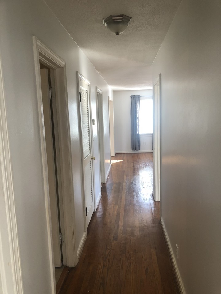 1840 21st Ave - Photo 5 of 18