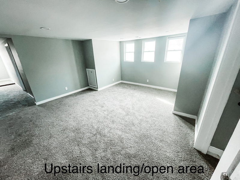 416 E Main St - Photo 2 of 4