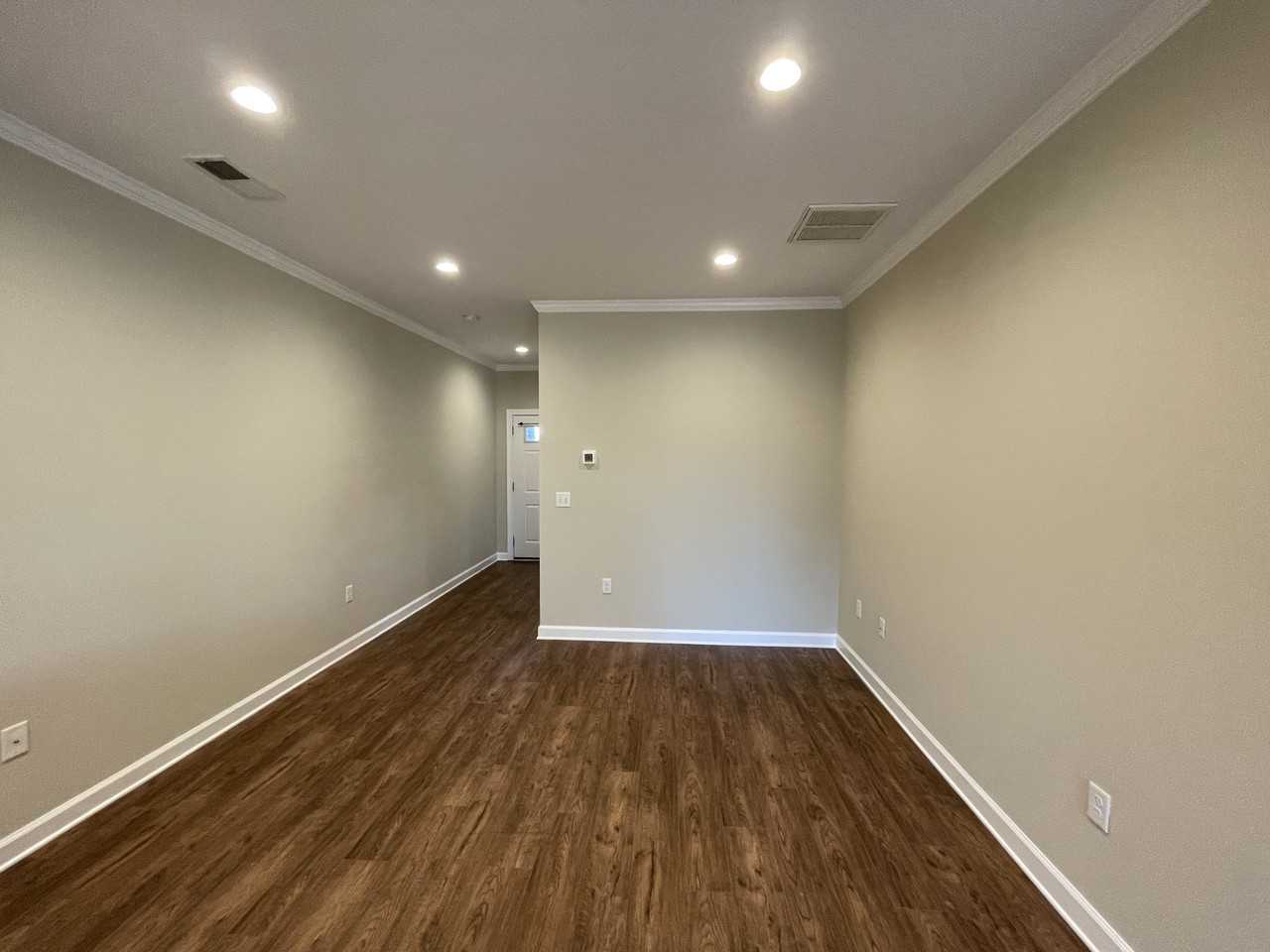 947 Tuscan Row - Photo 2 of 13