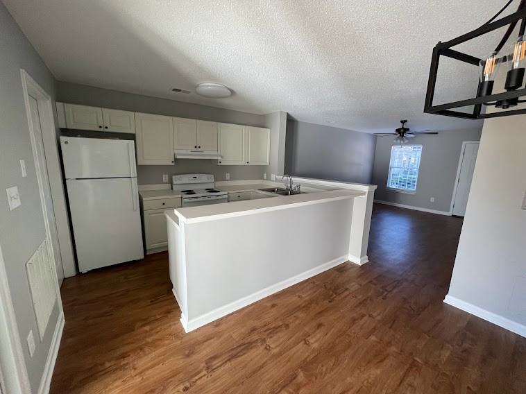 6718 Bryant St - Photo 2 of 10