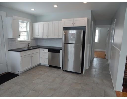 216 Wheelock Ave - Photo 3 of 13