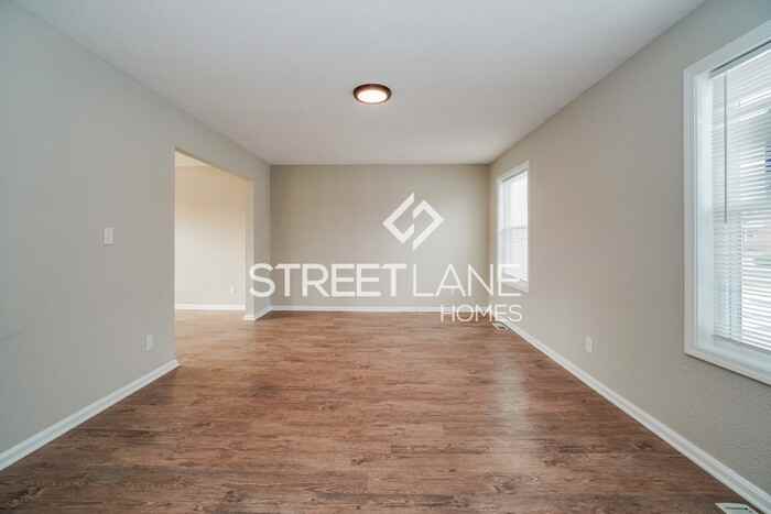 2757 Kenview Rd S - Photo 2 of 15