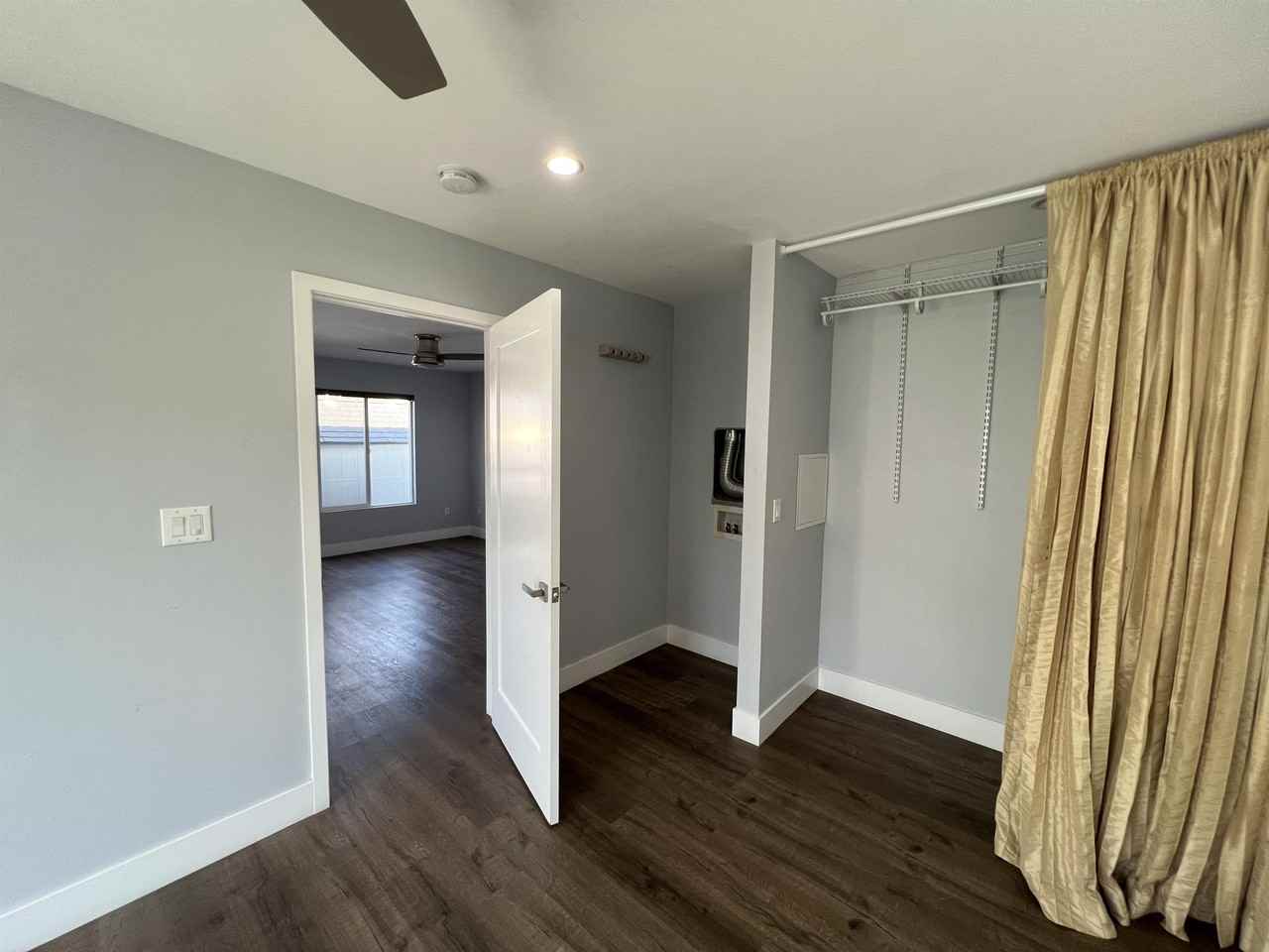 2298 Termino Ave #A - Photo 5 of 9