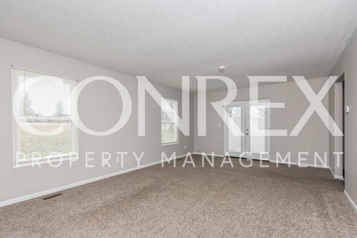 322 Choctaw Cir - Photo 3 of 10