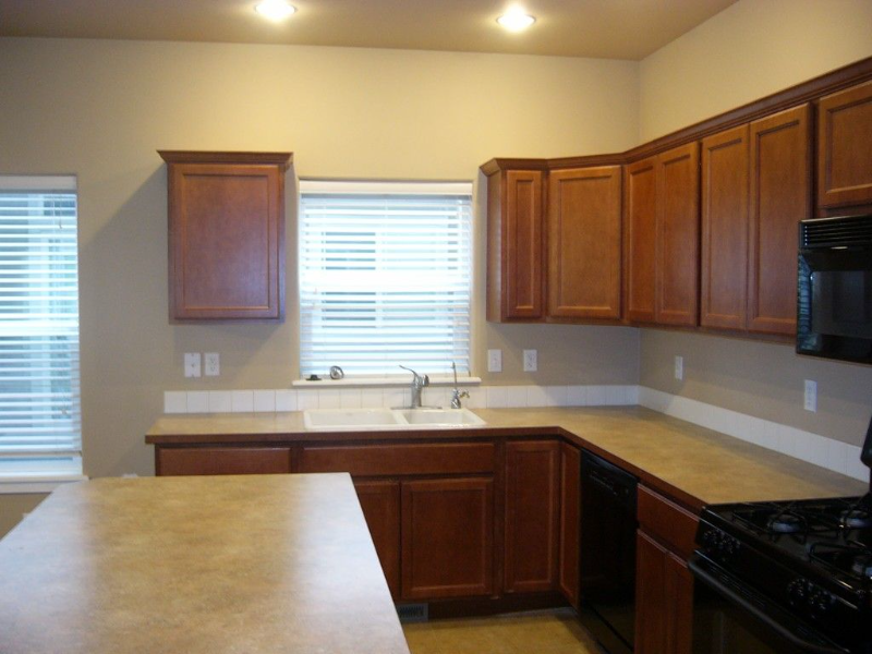 5115 Balustrade Boulevard Southeast - Photo 7 of 13