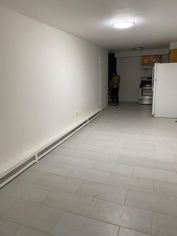 2740 E 11th St #3rdFL - Photo 3 of 4