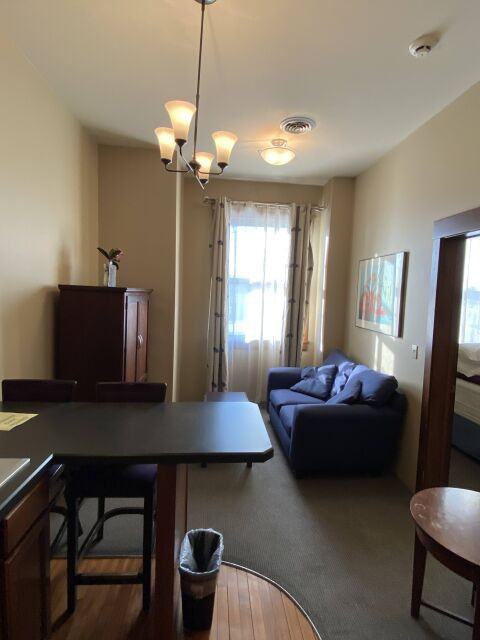 Carlin Hotel - Photo 2 of 6